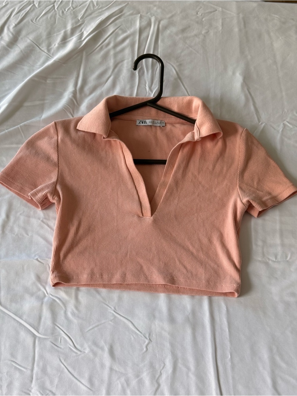 ✨3 for $20 Zara Peach Ribbed Plunge Polo Crop Top